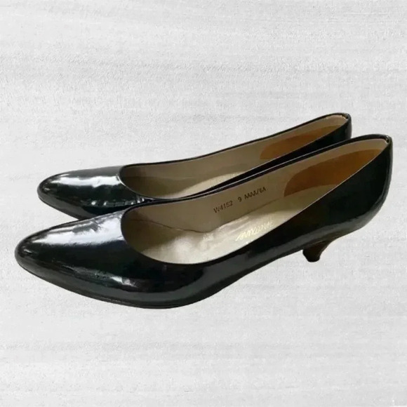 Florsheim Signature black patent leather heels vintage pumps size 9 AAAA/6A EUC - Picture 1 of 16